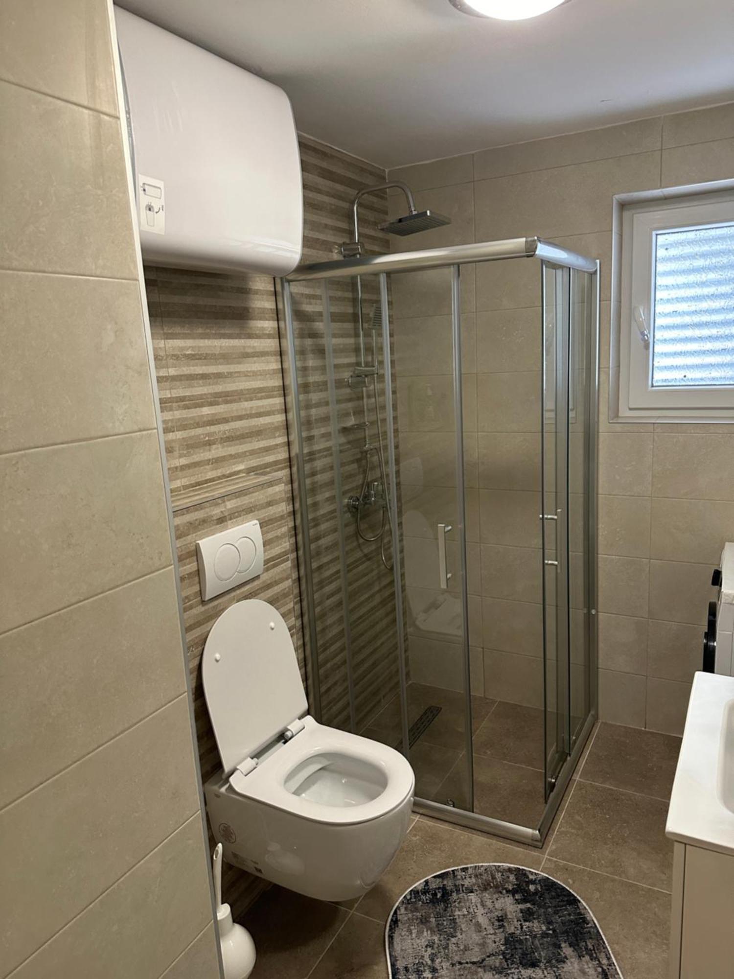 Seaside Serenity: 2-Bedroom Apartment With Boka Bay View Κότορ Εξωτερικό φωτογραφία